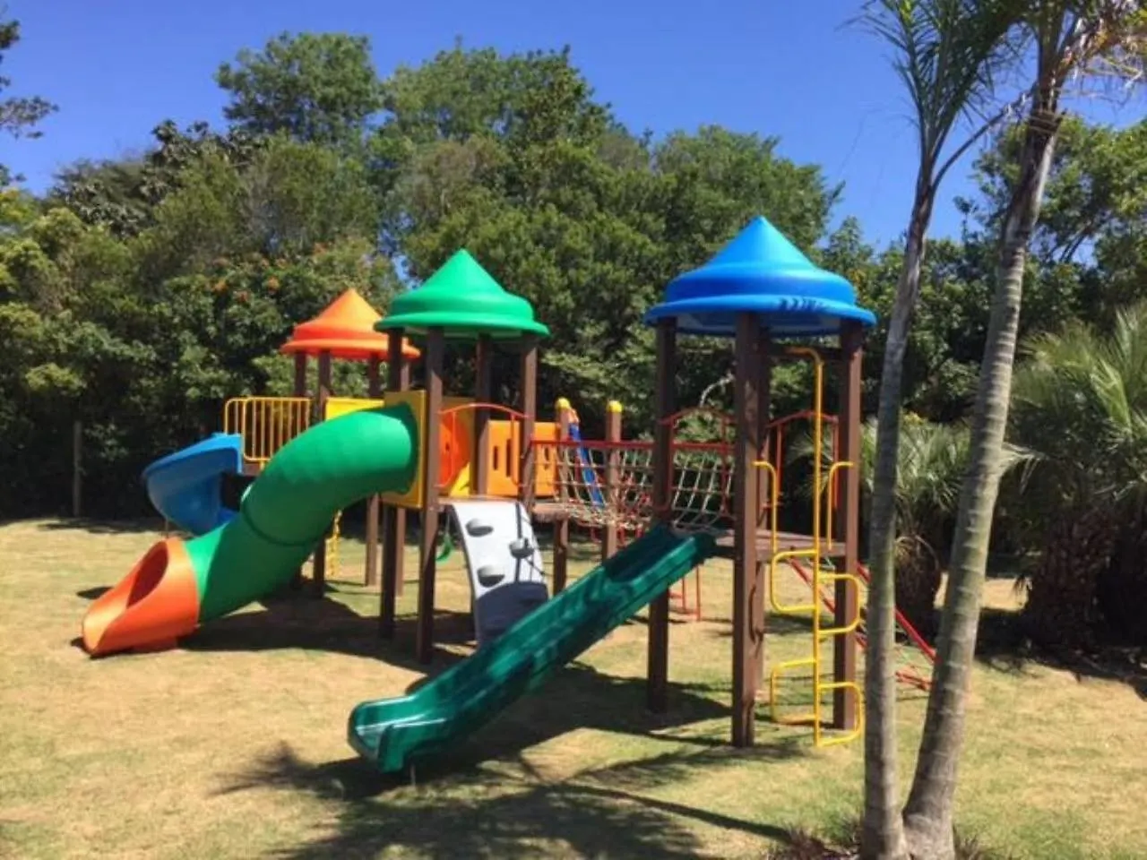 הוילה פראייה דו רוזה Rosa Internacional - Surfland בית נופש